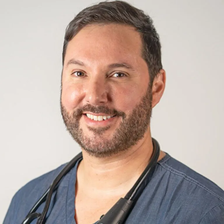 Alexander Scheuermann - Medical Director